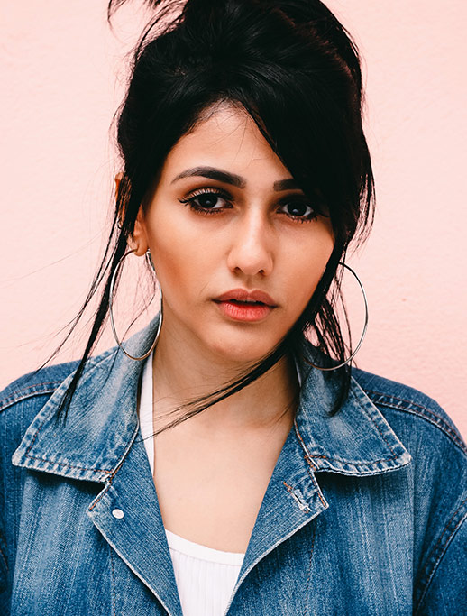 Corporate 3 Landing 6 svg+xml;charset=utf